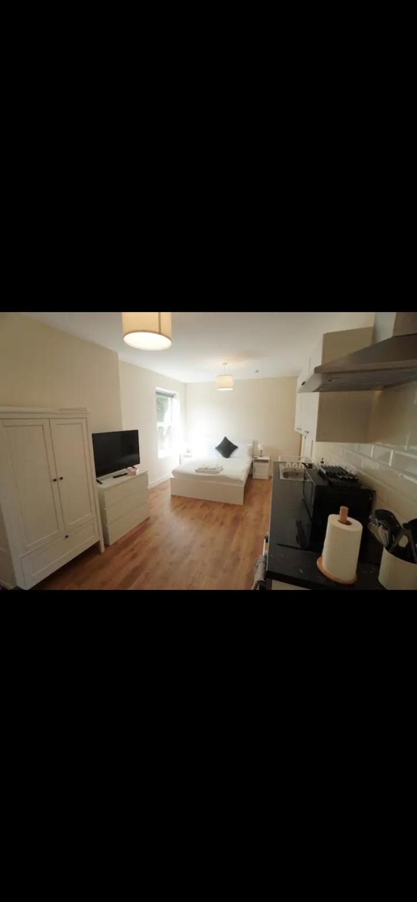 Prime Central Studio Дербі Екстер'єр фото